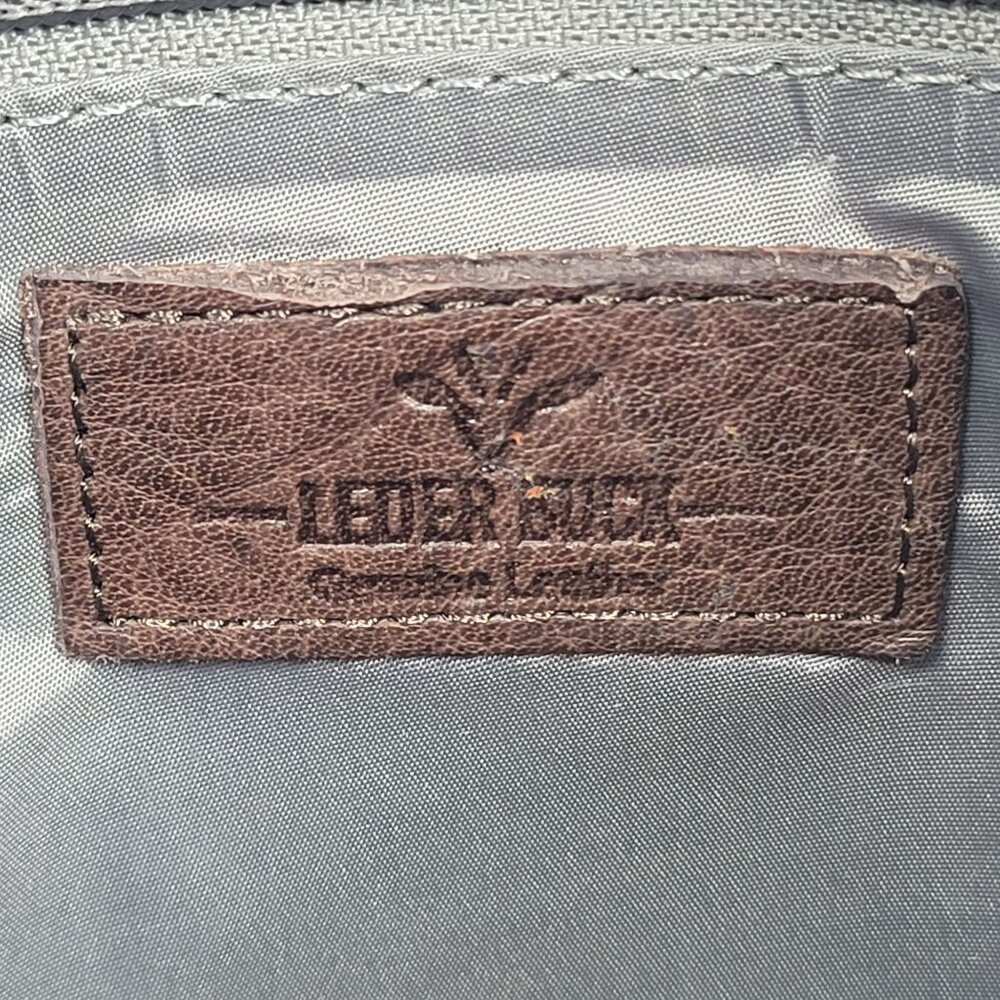 Leder Buck Lucy Women's Brown Small Soft Leather Crossbody Bag - Picture 7 of 12